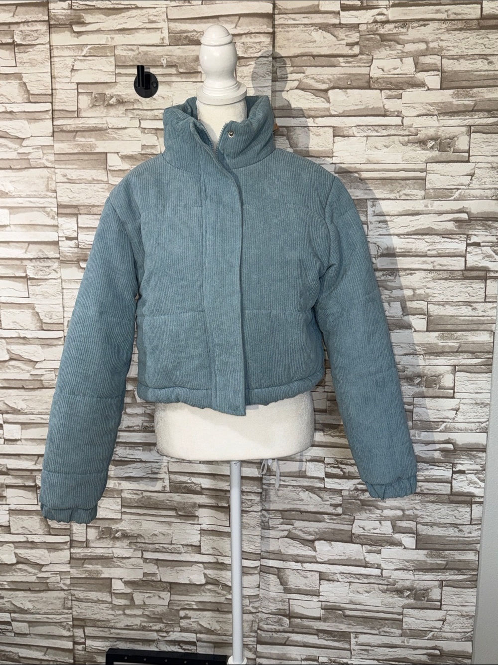 SAY WHAT Medium Women’s Cropped Blue Corduroy Puffer Jacket